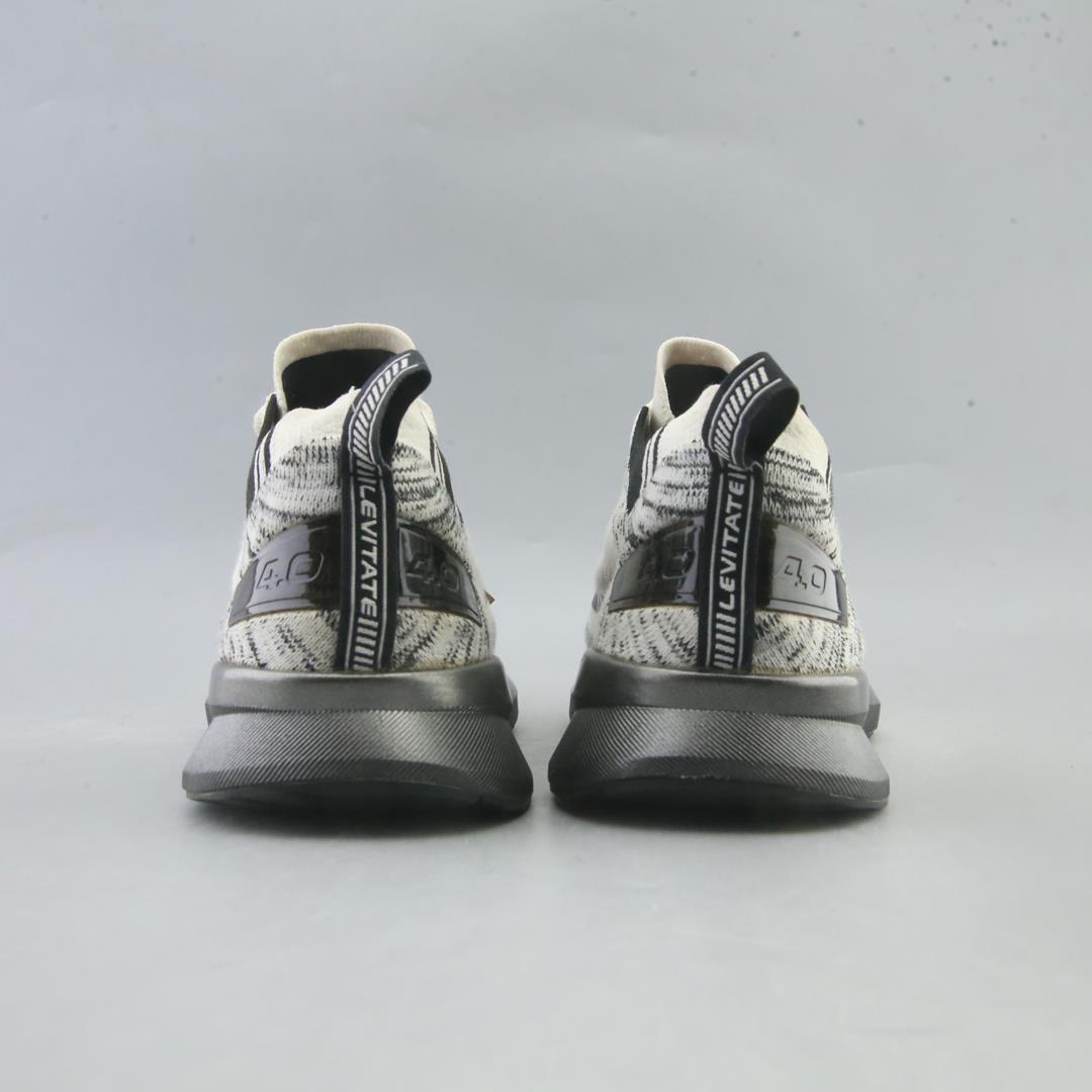 Brooks Levitate 4 Running Shoes