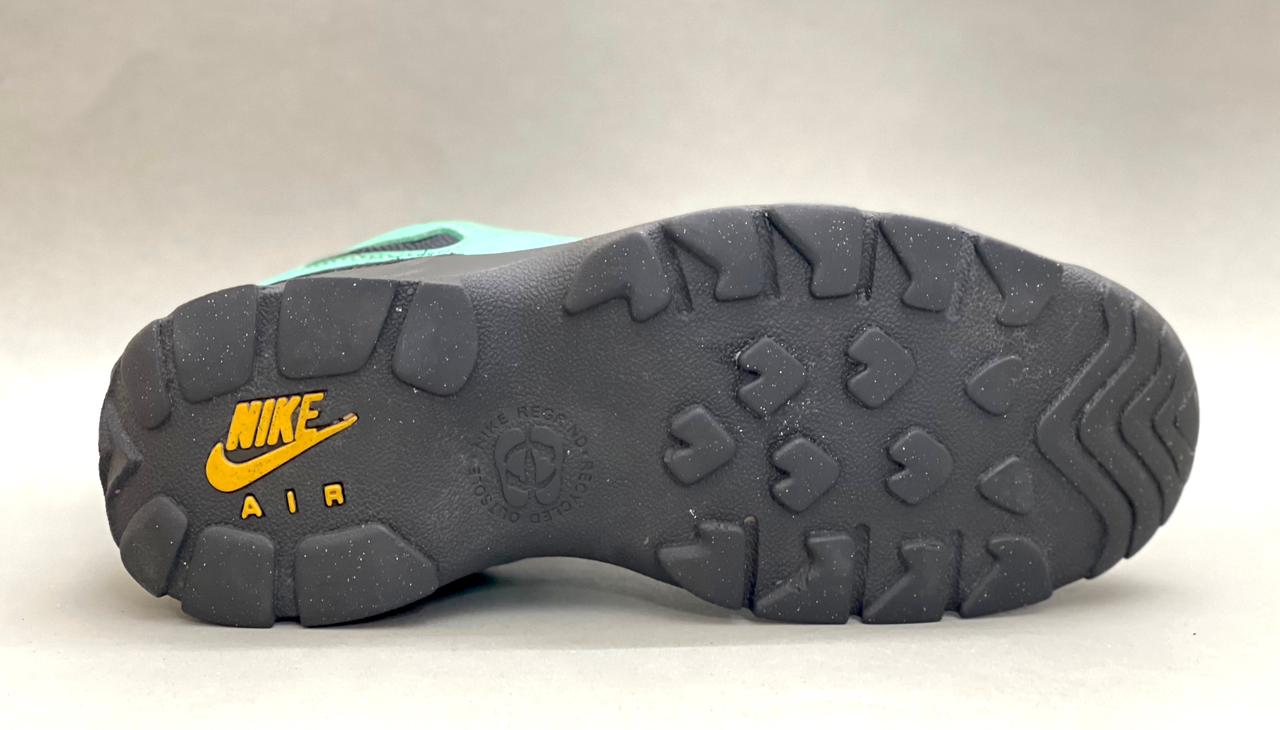Nike ACG Air Mada Low