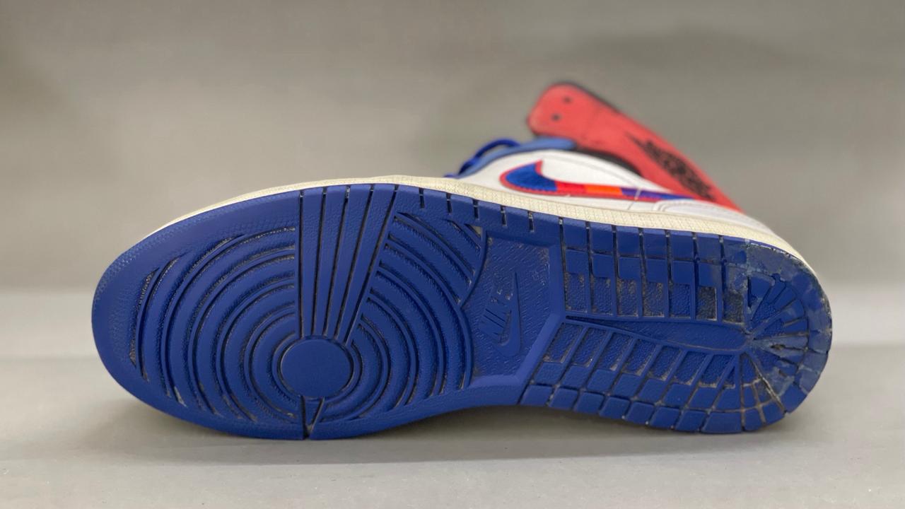 Nike Air Jordan 1 Mid Multicolor Swoosh sneakers